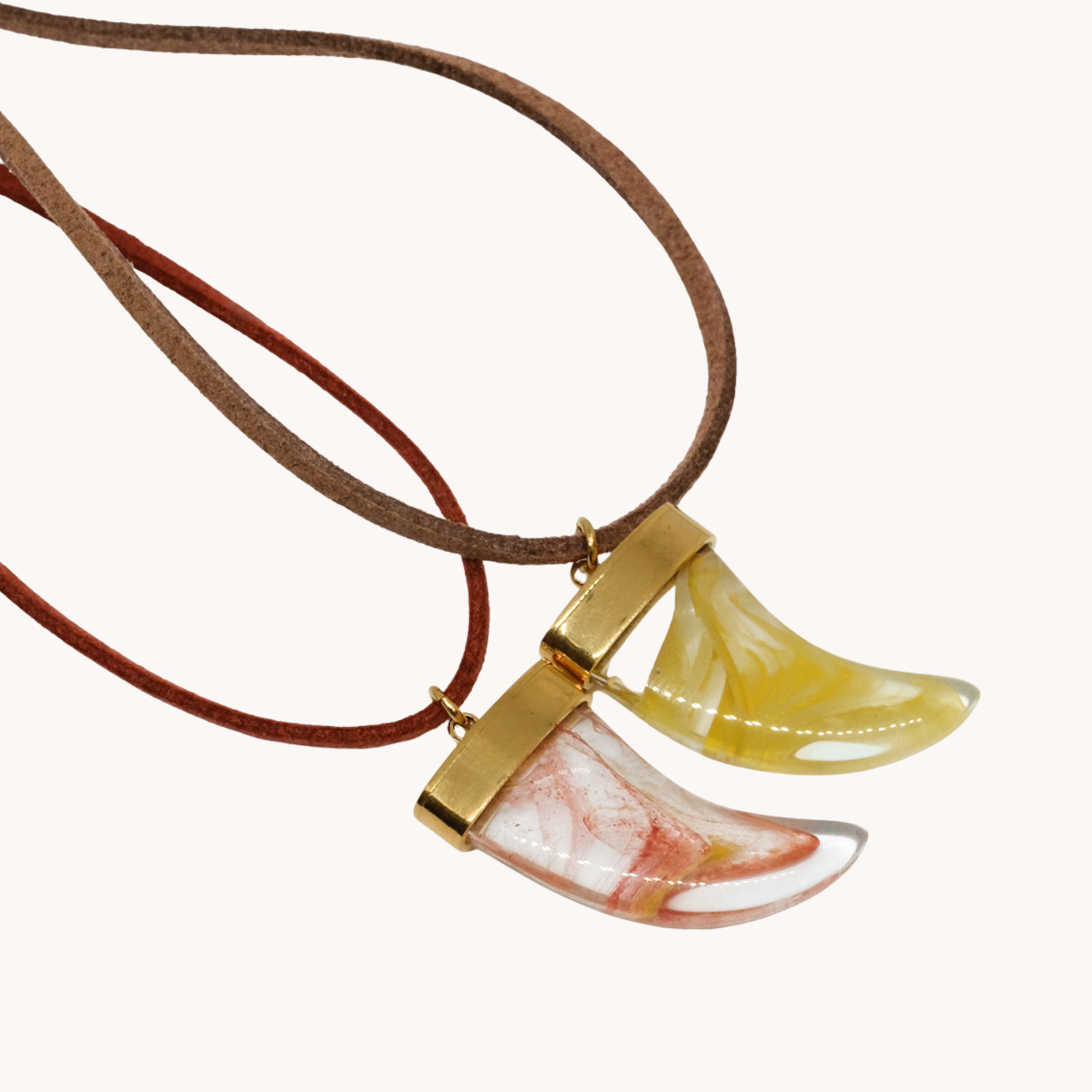 CHOKER FILO SCAMOSCIATO CORNO