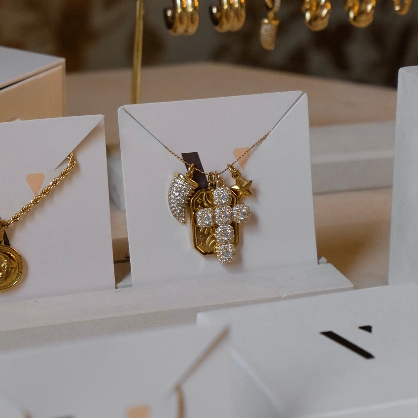 COLLANA CHARMS
