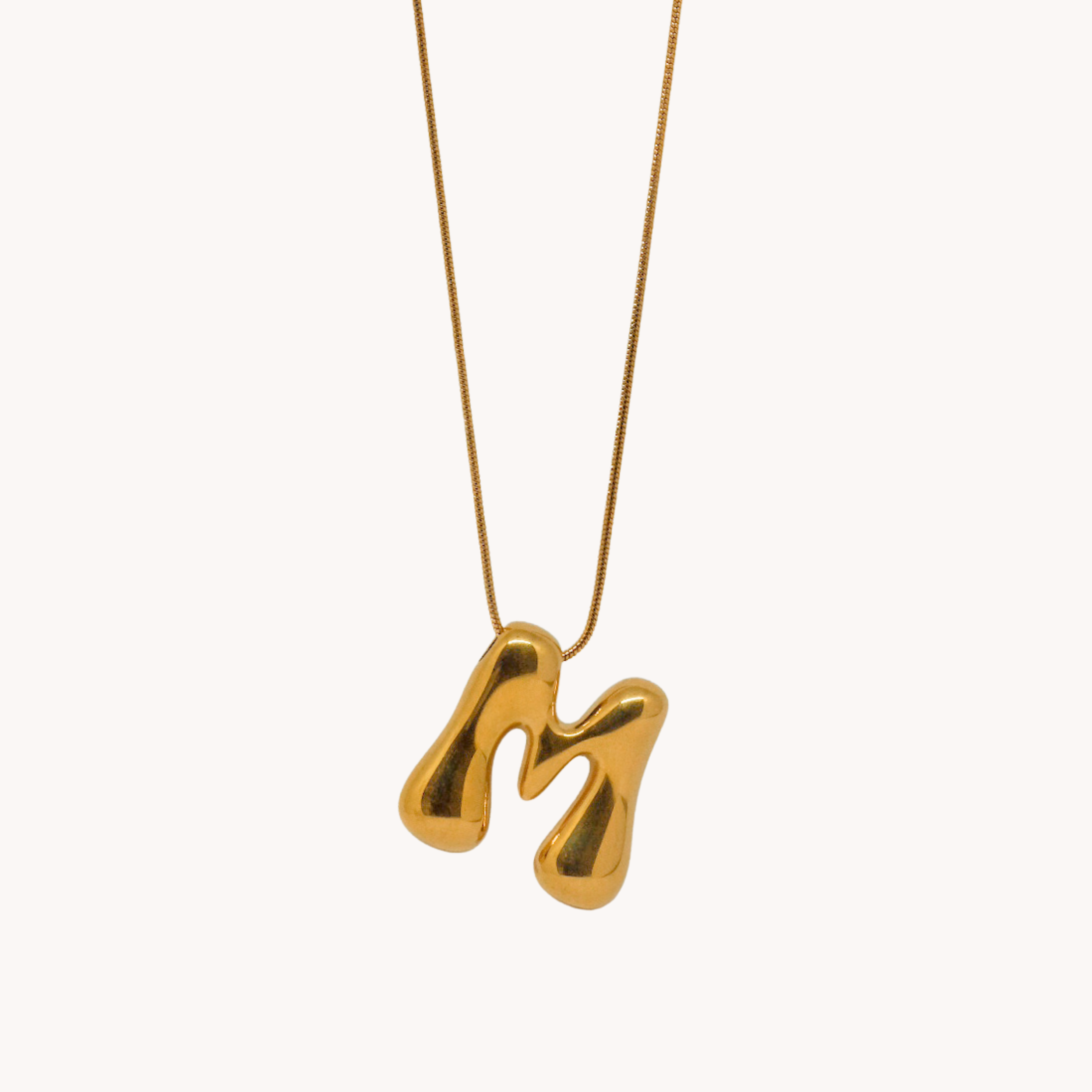 COLLANA LETTERA BOMBATA