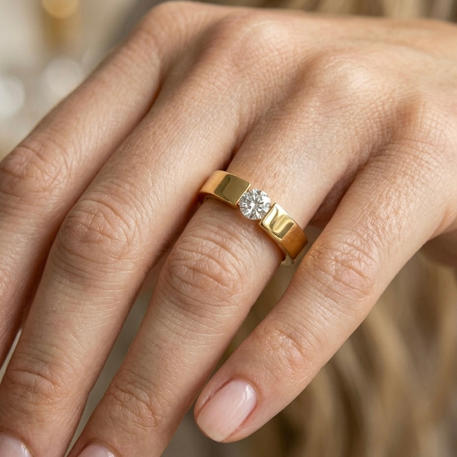 Anello Solitario Bold con Zircone a Tensione - VANDEM