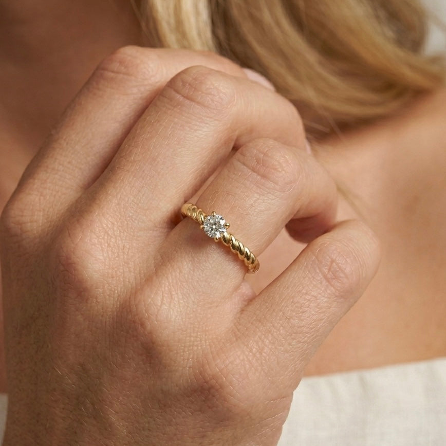 Anello Spiral Diamond a Torchon con Zircone - VANDEM