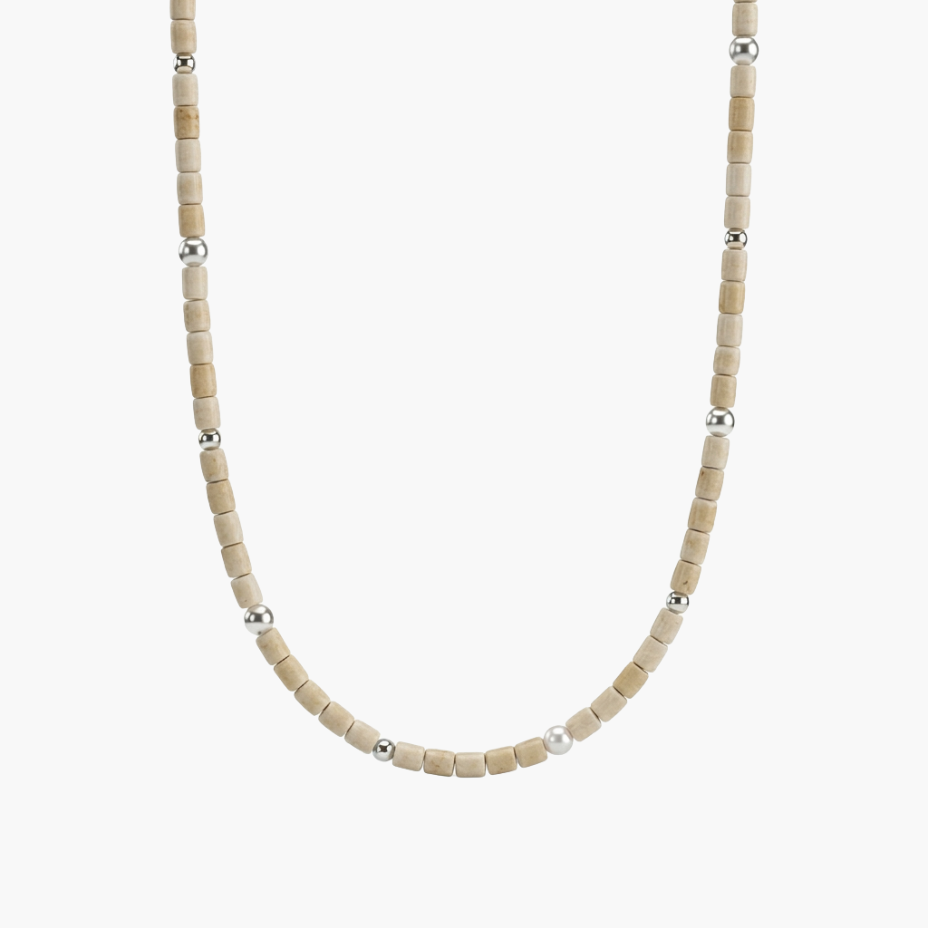 Girocollo Perline Due Sand Core VANDEM in acciaio oro, collana da uomo con perline cilindriche beige e inserti sferici dorati e bianchi lucidi.