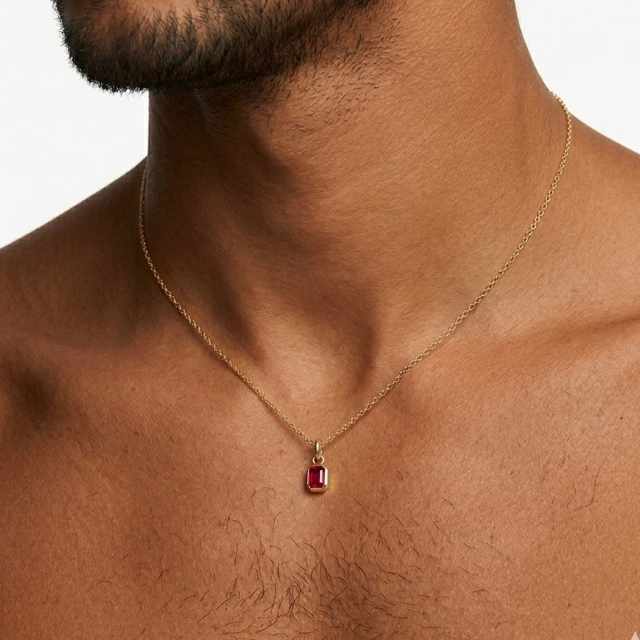 COLLANA ZIRCONE MINI ROSSO - collana da uomo con ciondolo cristallo rettangolare rosso rubino completa di catenina in acciaio oro