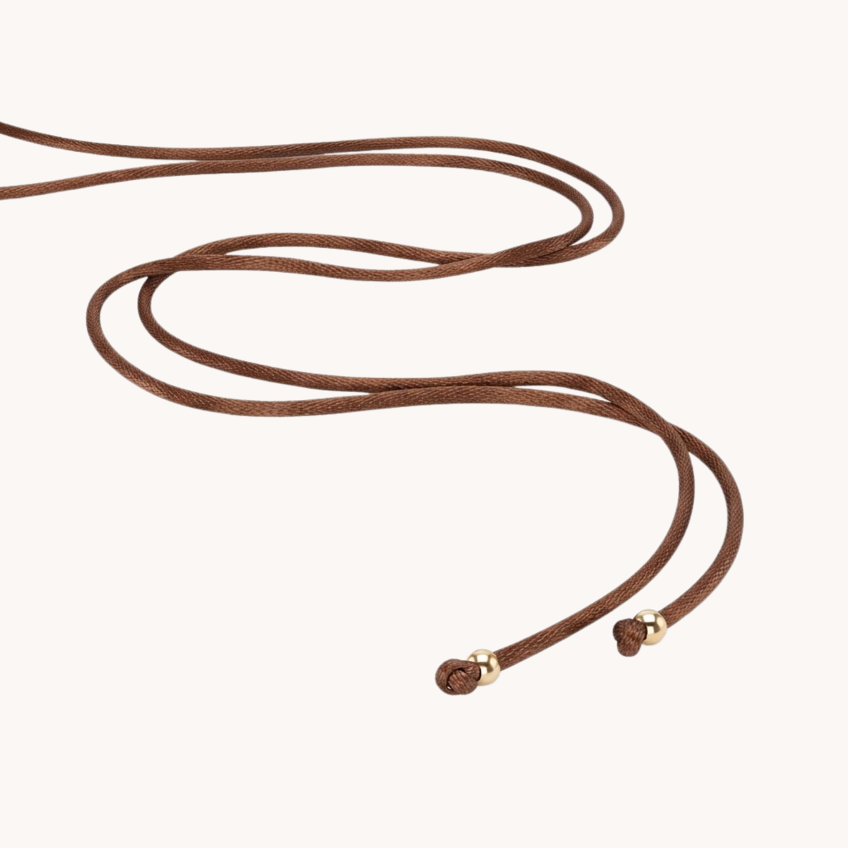 Choker Filo Satinato con Medaglia Madonna e Zirconi - Dettaglio - VANDEM